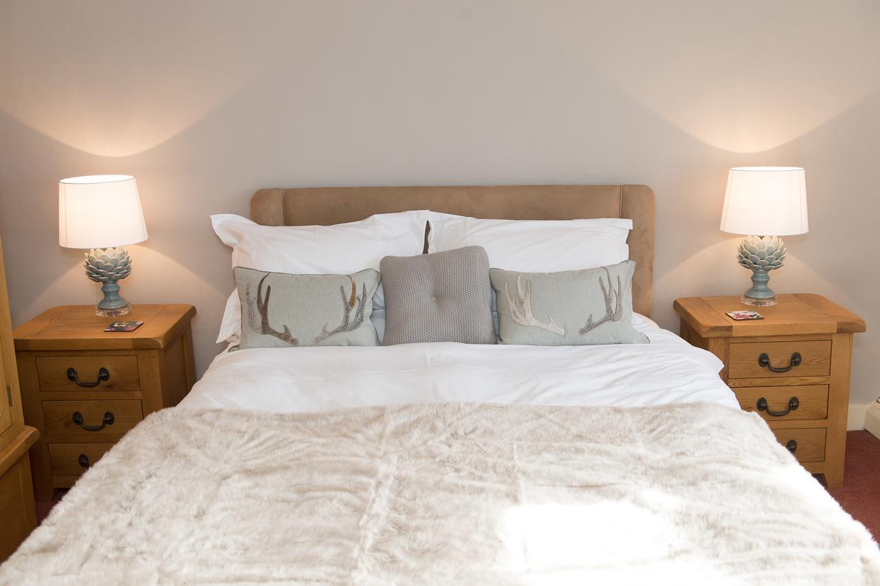 Rumah Home B&B Coxwold Екстериор снимка