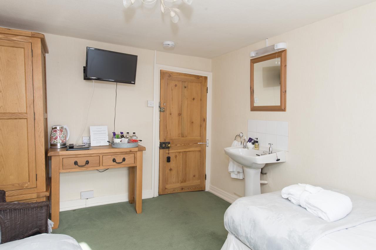 Rumah Home B&B Coxwold Екстериор снимка