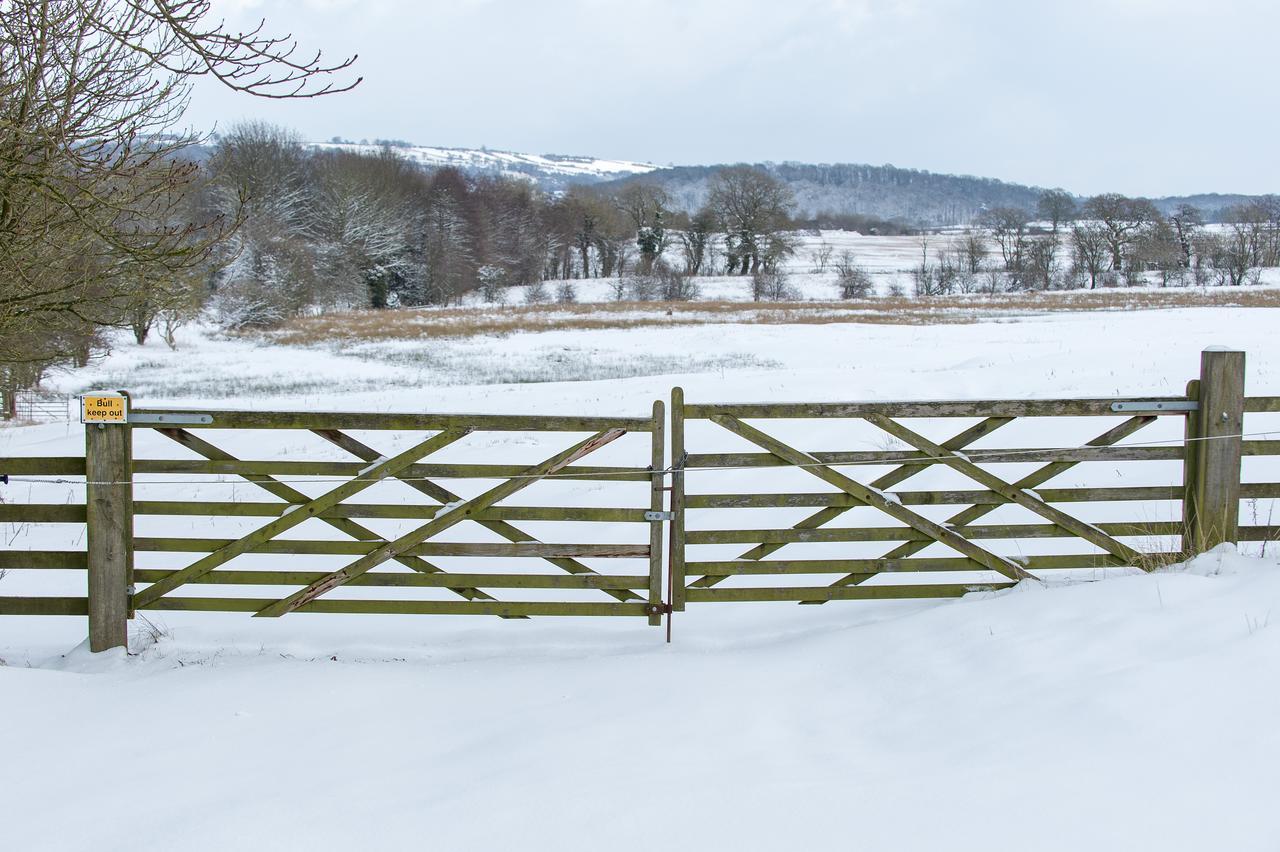 Rumah Home B&B Coxwold Екстериор снимка