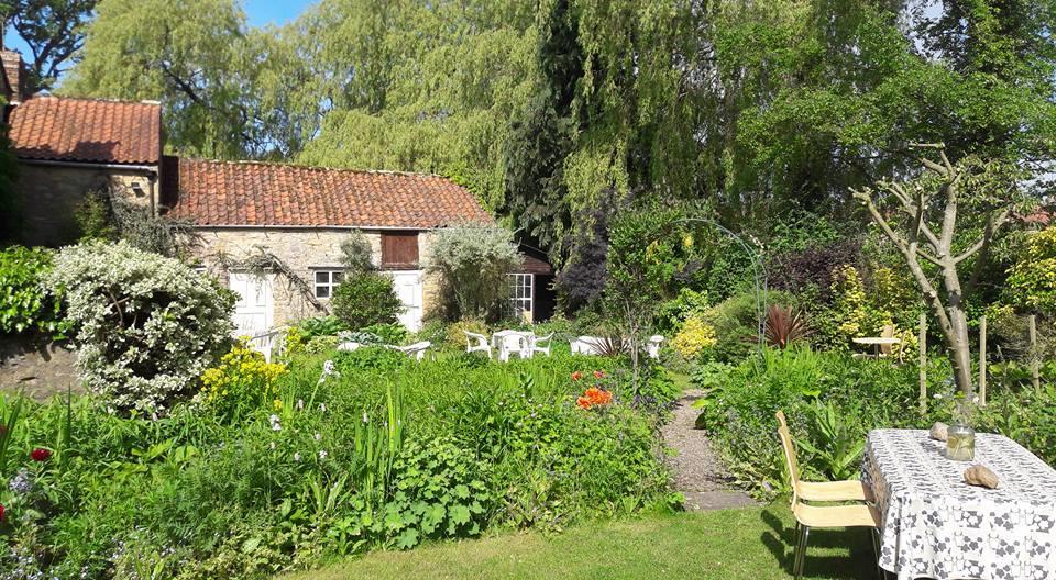 Rumah Home B&B Coxwold Екстериор снимка