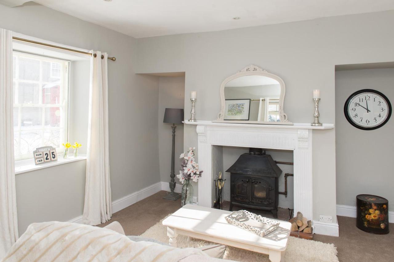 Rumah Home B&B Coxwold Екстериор снимка