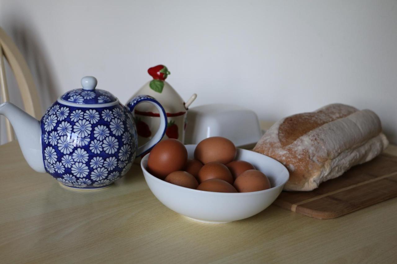 Rumah Home B&B Coxwold Екстериор снимка